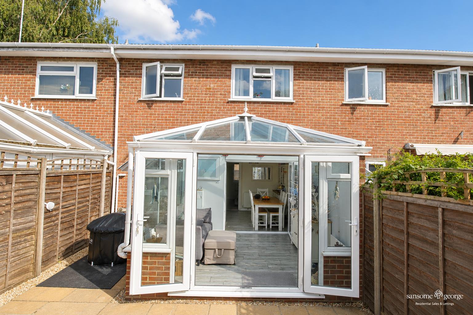Primrose Close, Purley On Thames, Reading